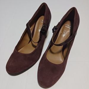 CLARK COLLECTION Shoes‎ Heel Sz8M Women's Suede, Burgundy Combi.
